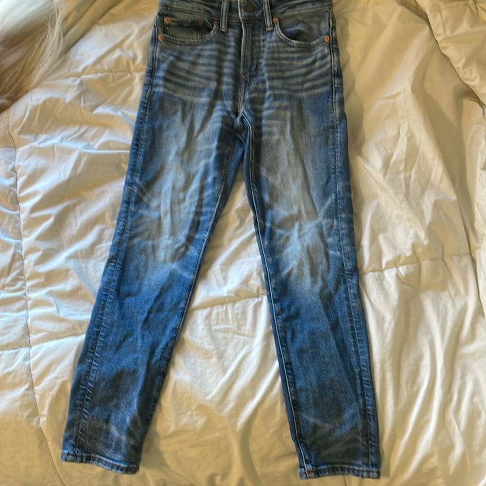 Boys Sz 26 x 28 American Eagle Airflex + Athletic Skinny jeans